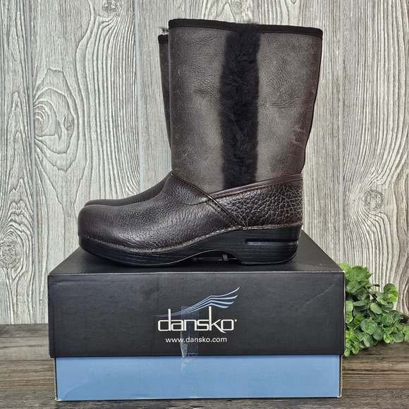 Dansko Finley Pebbled Shearling Winter Boots Chocolate Brown Sz 40 US 9.5-10 NIB - Picture 1 of 11